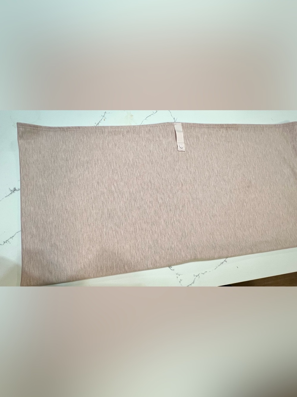 Lululemon Athletica Vinyasa Scarf/Infinity Wrap - Soft pink /light gray